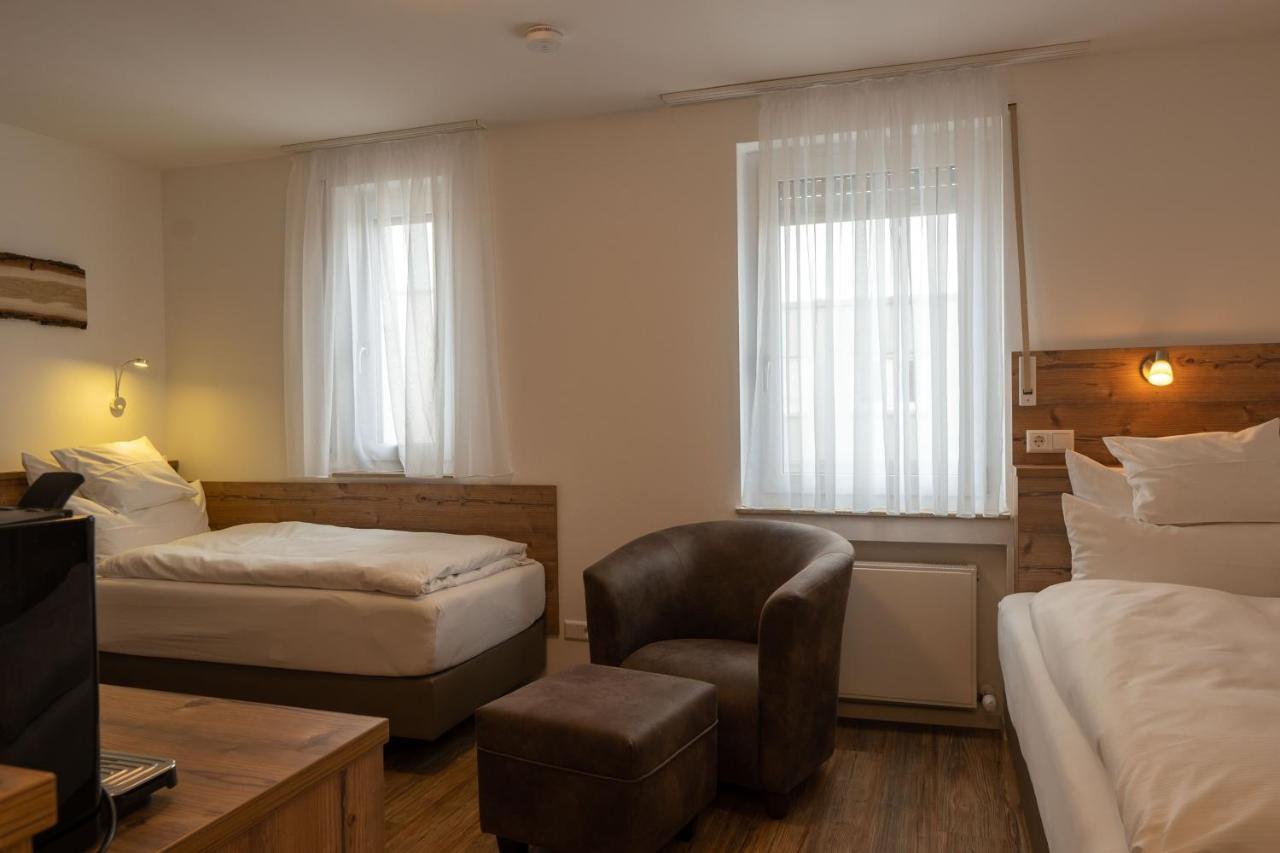Hotel Post Mit Klimaanlage Neckarsulm Bagian luar foto