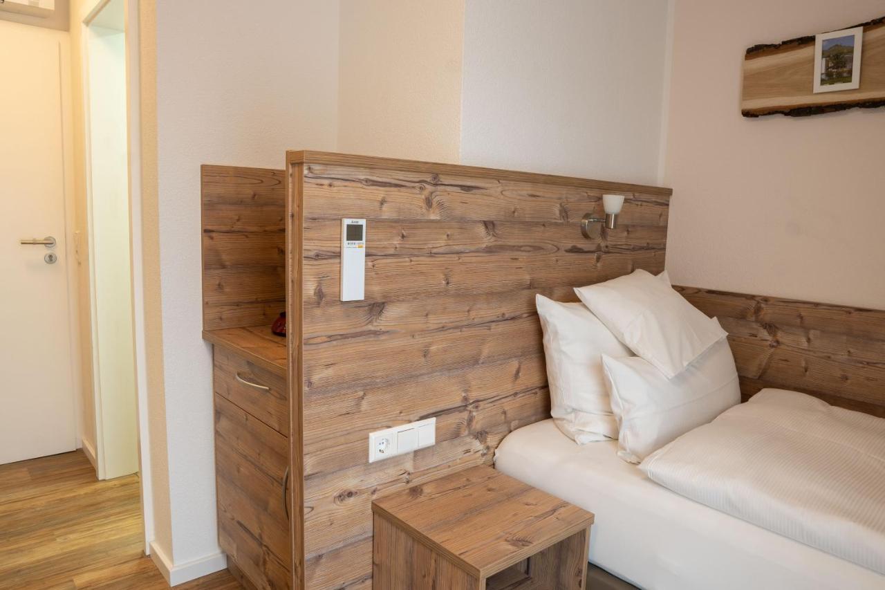Hotel Post Mit Klimaanlage Neckarsulm Bagian luar foto