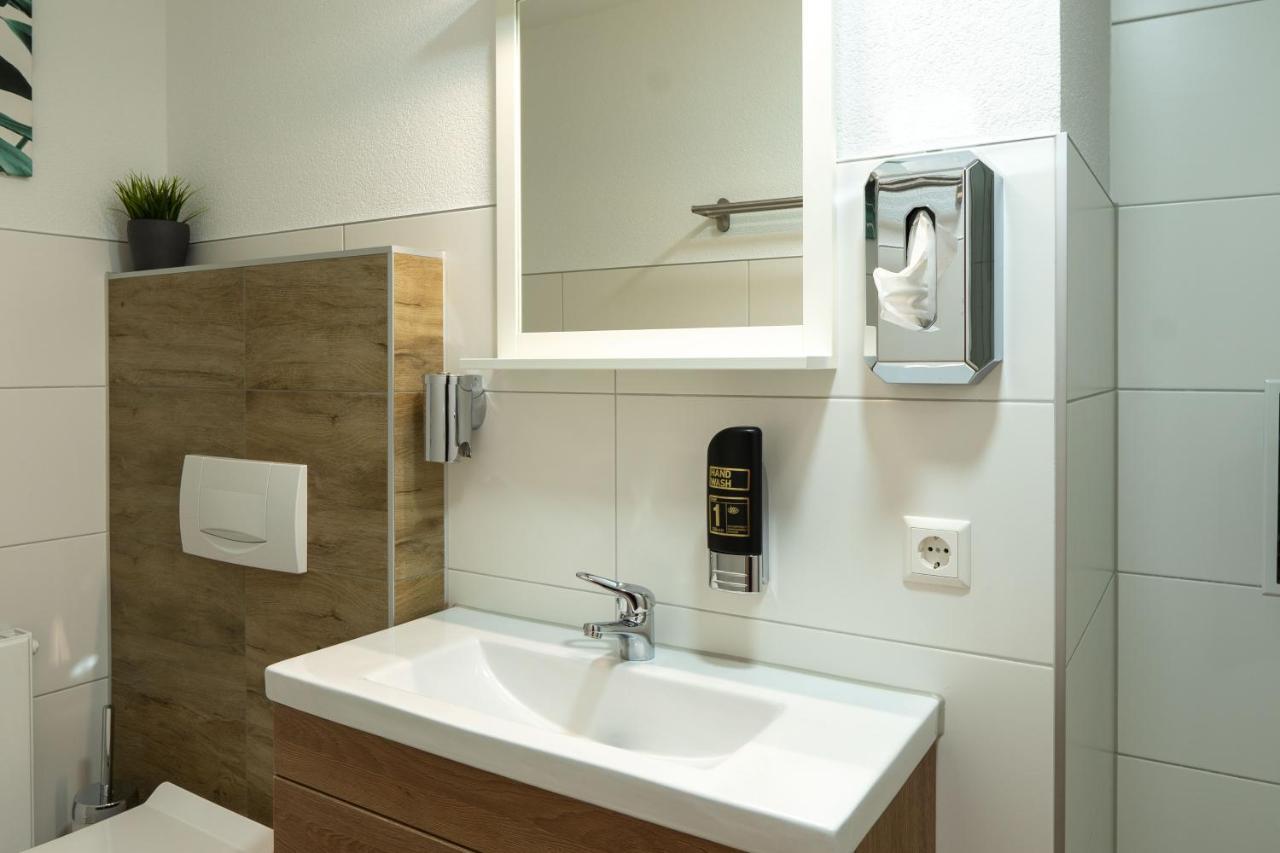 Hotel Post Mit Klimaanlage Neckarsulm Bagian luar foto
