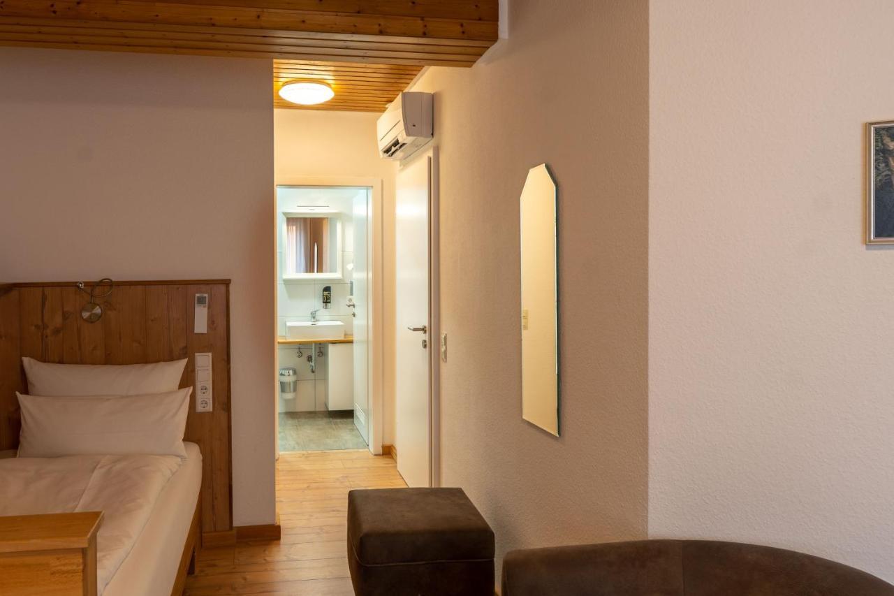 Hotel Post Mit Klimaanlage Neckarsulm Bagian luar foto