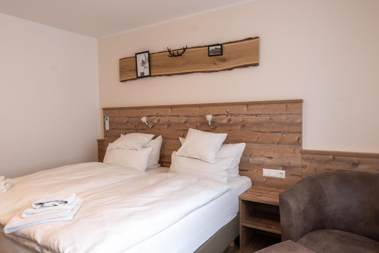 Hotel Post Mit Klimaanlage Neckarsulm Bagian luar foto
