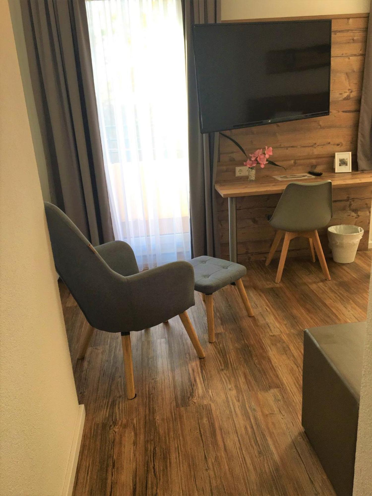 Hotel Post Mit Klimaanlage Neckarsulm Bagian luar foto