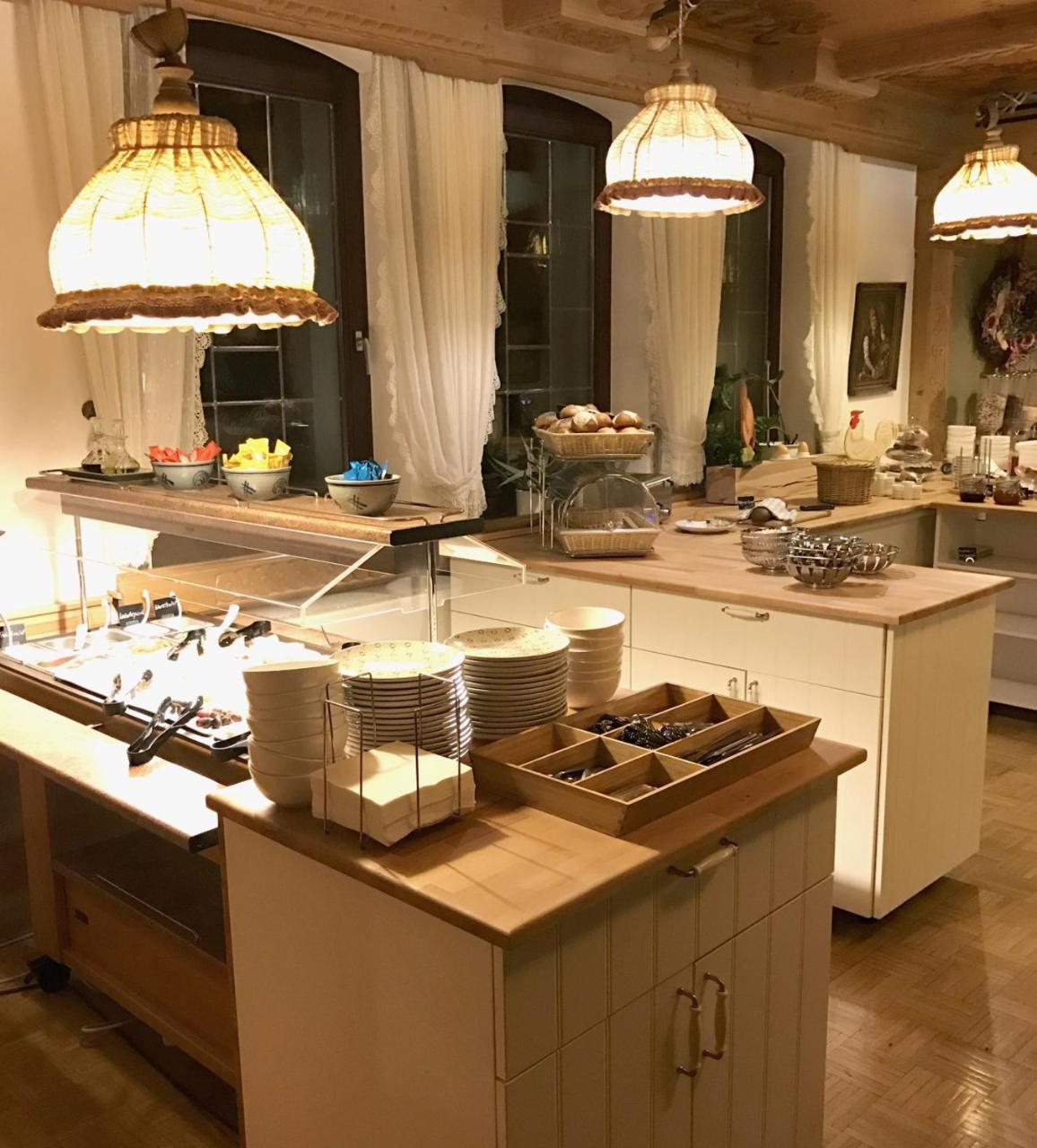 Hotel Post Mit Klimaanlage Neckarsulm Bagian luar foto